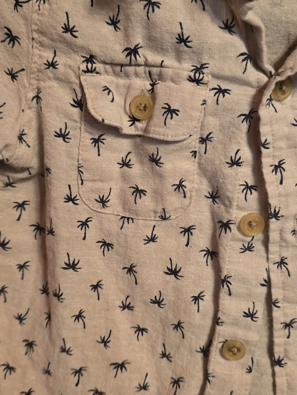 Old Navy Beige Short-Sleeve Button-Down Shirt with Navy Palm Print